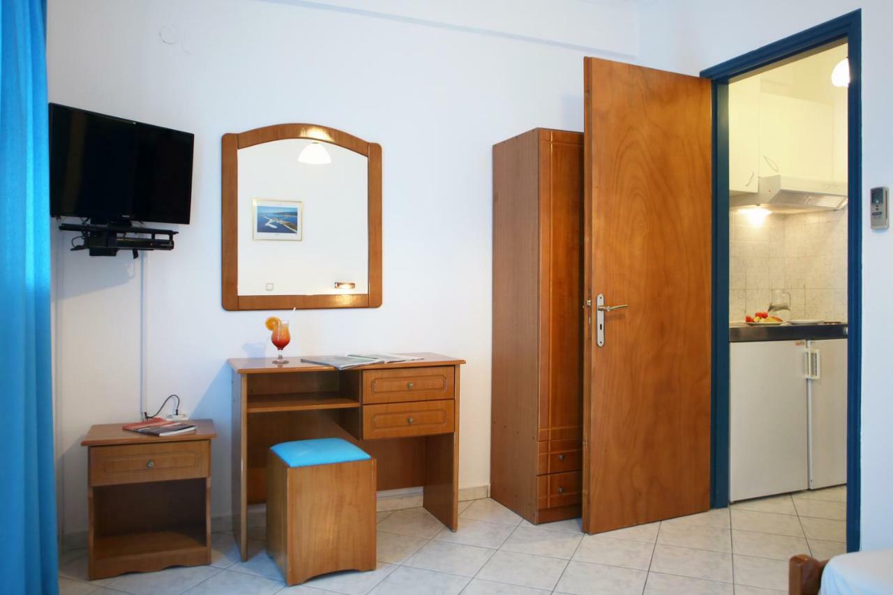 Theocharis Bros - Studios Apartments Áyios Nikítas Exterior foto